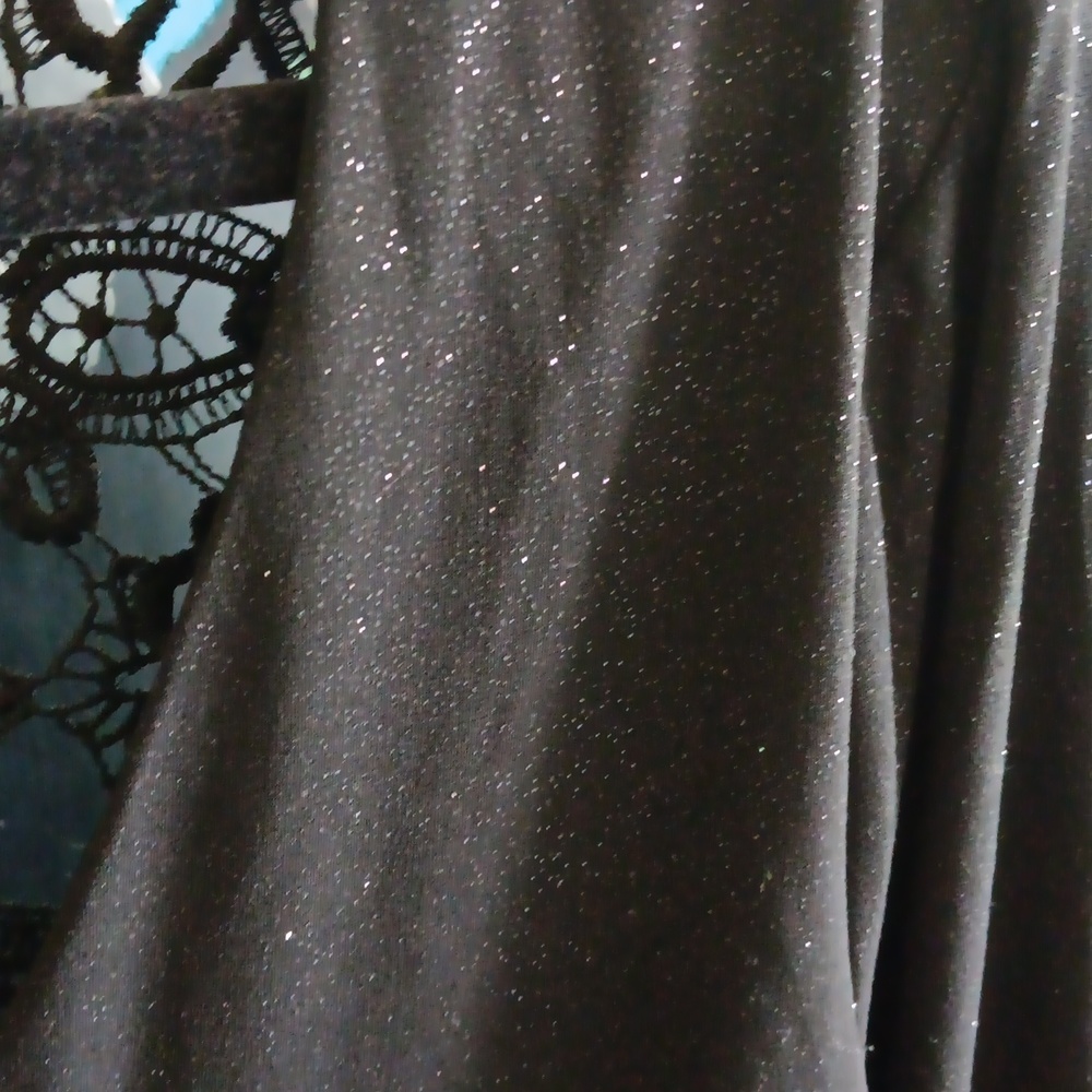 Dress - Picture 4 of 4